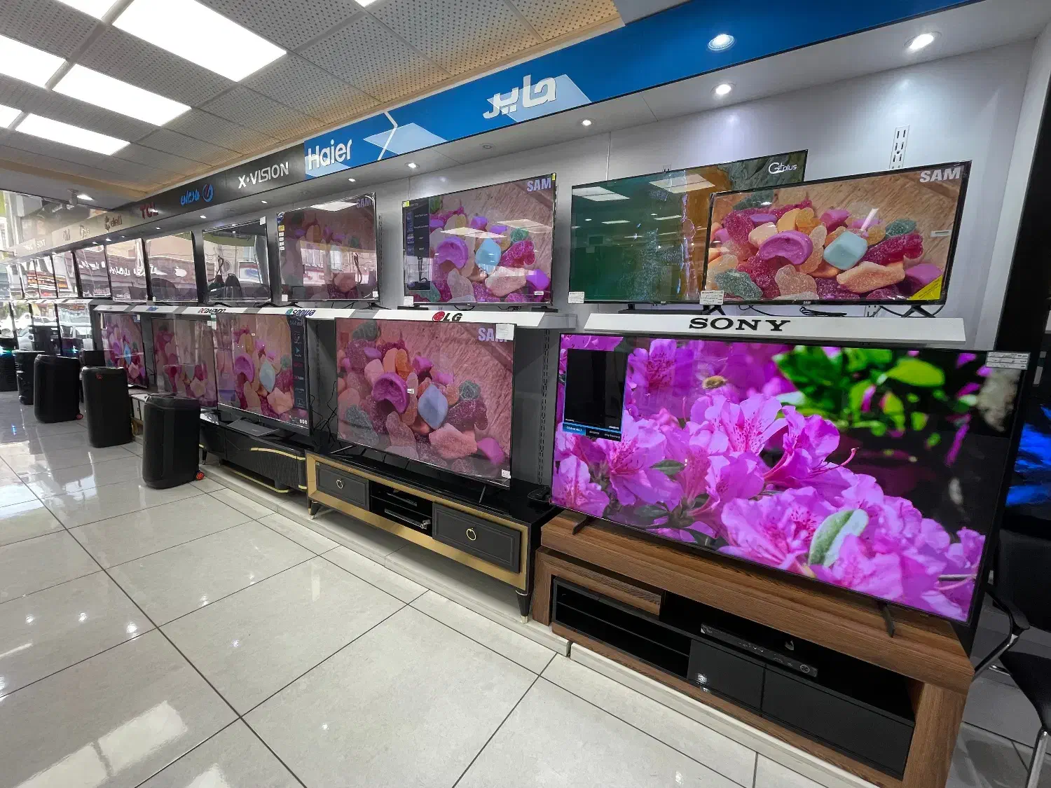 فروش ویژه تلویزیون JVC با قیمت رقابتی|تلویزیون و پروژکتور|ارومیه, |دیوار