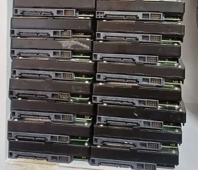 هارد 500GB WD SEAGATE مناسب دوربین مداربسته|قطعات و لوازم جانبی رایانه|شیراز, شهرک پرواز|دیوار