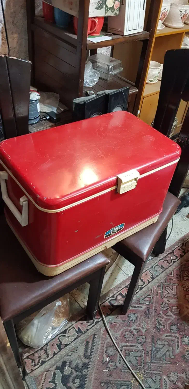 یخچال یخدان مسافرتی آمریکایی قدیمی معیوب|کوهنوردی و کمپینگ|کرج, شهرک پردیسان|دیوار