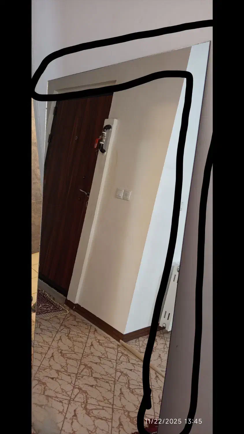 آینه نو و بزرگ|آینه|پاکدشت, پاکدشت (مامازند)|دیوار