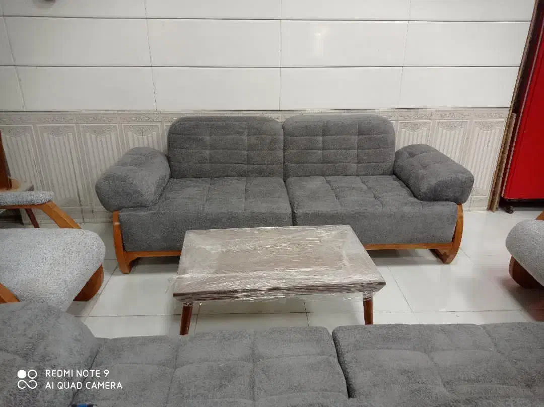 مبل راحتی و جلو مبلی|مبلمان خانگی و میز عسلی|یامچی, |دیوار