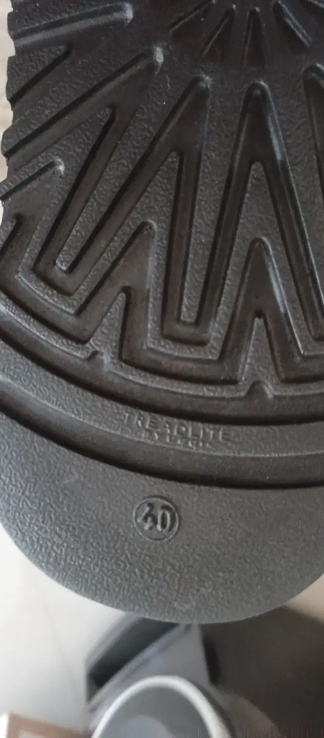 نیم بوت زنانه آگ سایز 40 قالب بزرگ|کیف، کفش، کمربند|الوند, |دیوار