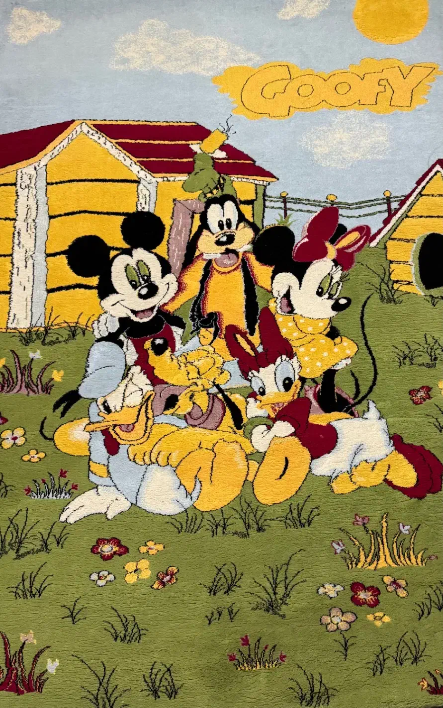 فرش ۴متری|فرش|اندیشه, اندیشه فاز ۳|دیوار