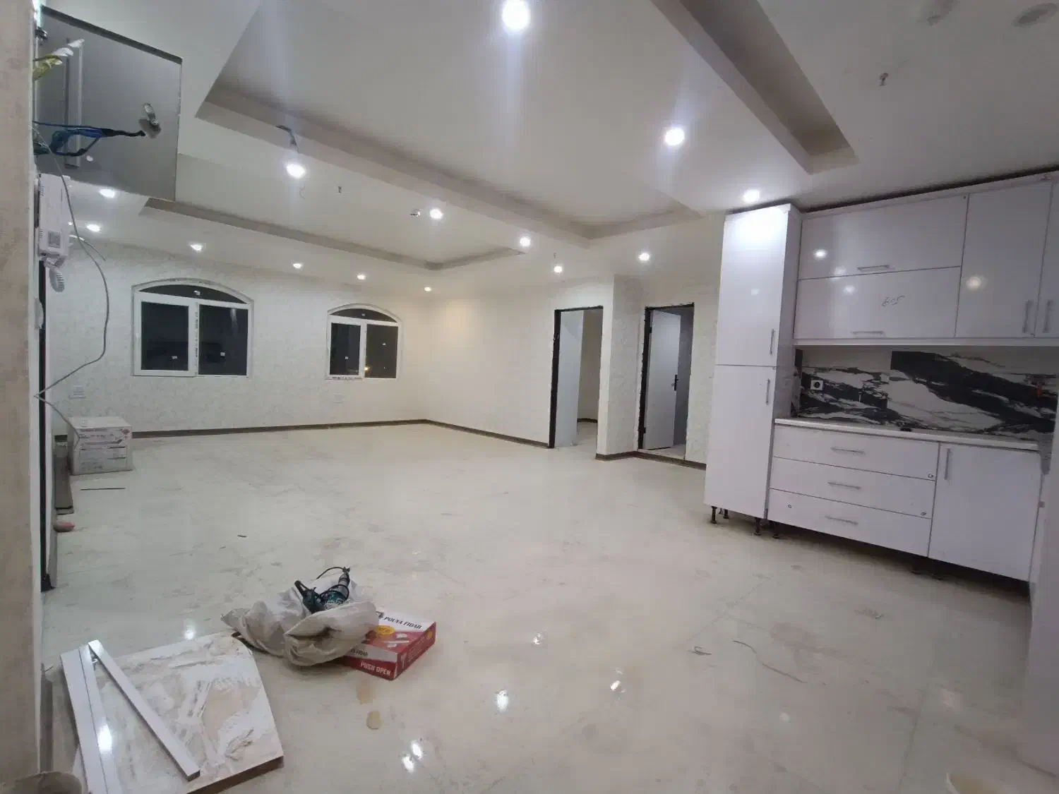 120 متری/کلید نخورده/پکیج دار/فول کاغذ دیواری|فروش آپارتمان|اهواز, شهرک دانشگاه|دیوار