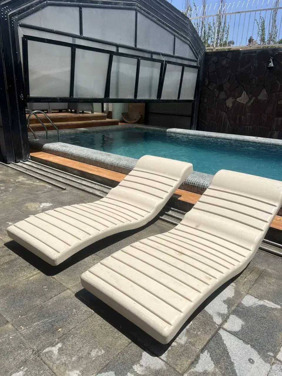 ویلا استخردار دوبلکس همراه وسایل تفریحی سه خواب|اجارهٔ کوتاهمدت ویلا و باغ|ساری, |دیوار