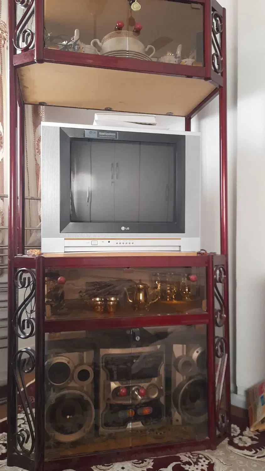 تلویزیون و زیر تلویزیون|میز تلویزیون|بندر ترکمن, |دیوار