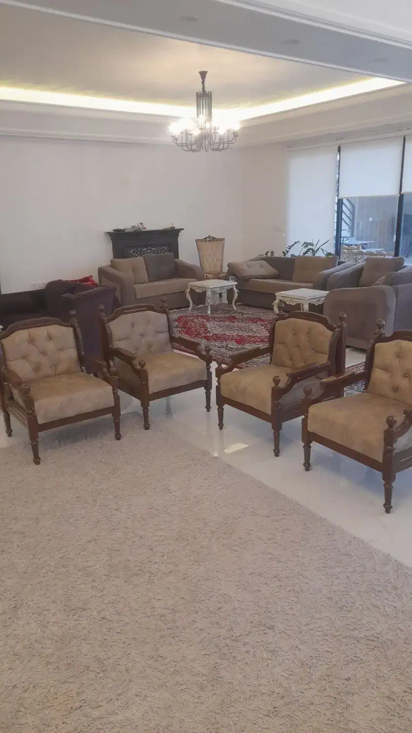 مبلهای مینی مال فرانسوی دسته چوبی|مبلمان خانگی و میز عسلی|ارومیه, |دیوار