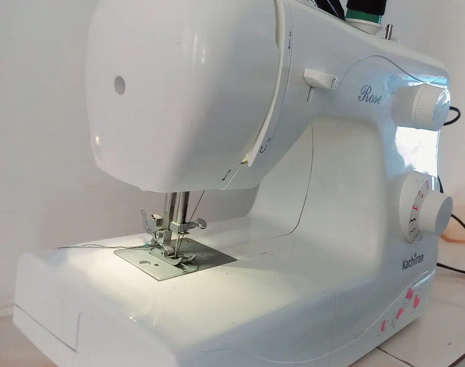 چرخ خیاطی|چرخ خیاطی و ریسندگی|لردگان, |دیوار