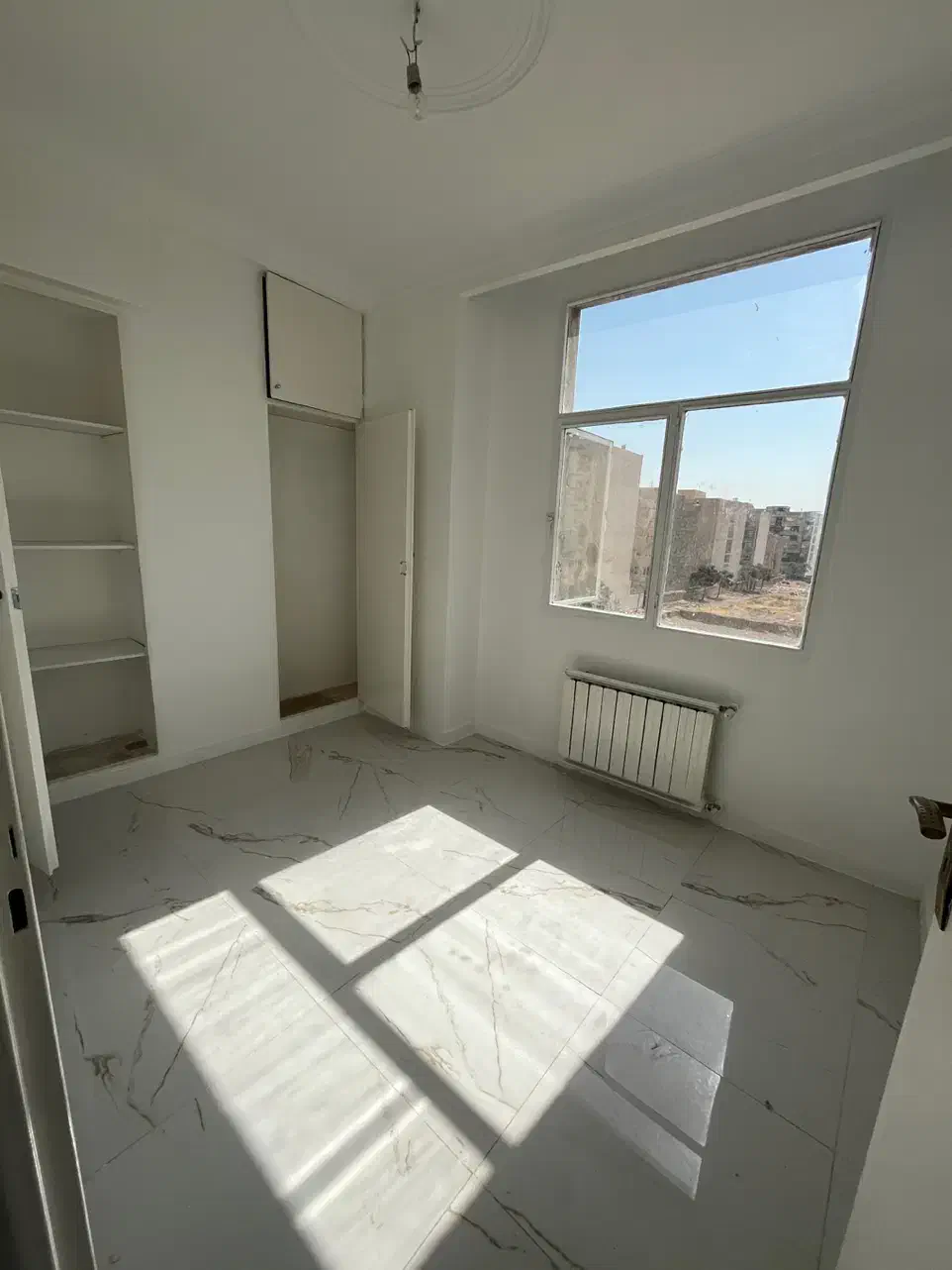 ۷۰متر۲خواب*کم واحد*۲طرف نورگیر*فردوس غرب|فروش آپارتمان|تهران, شهرک پرواز|دیوار