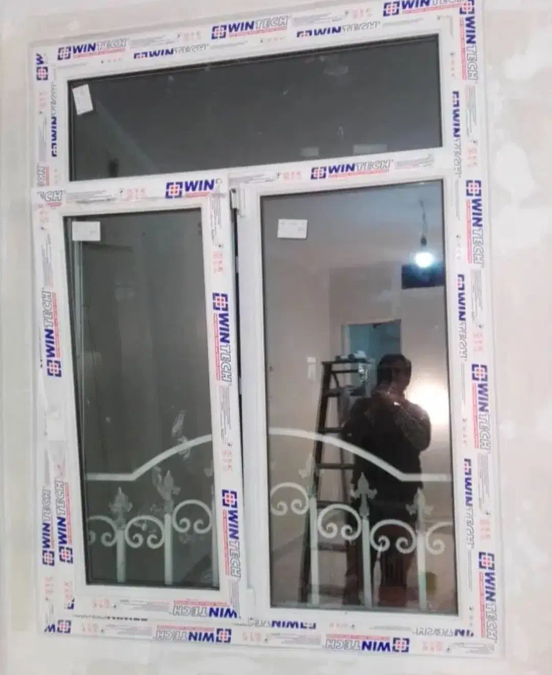 پنجره درب پی وی سی|خدمات پیشه و مهارت|همدان, |دیوار