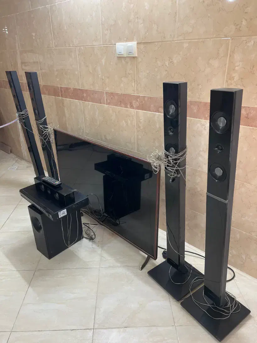 تلویزیون ال جی و سینمای خانگی|تلویزیون و پروژکتور|کاشان, دانش|دیوار