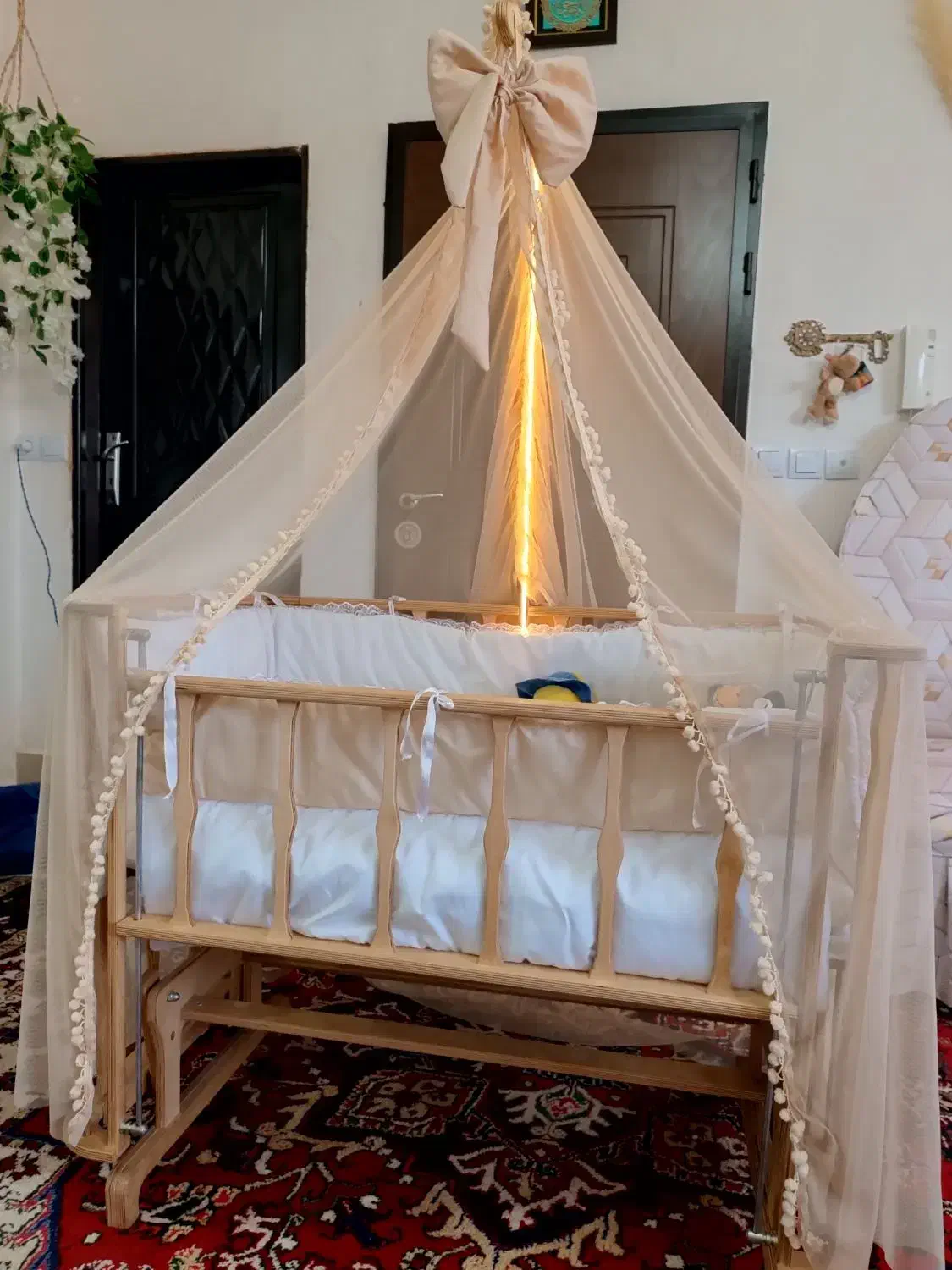 ننی وتختخواب شیک|تخت و صندلی بچه|تبریز, |دیوار