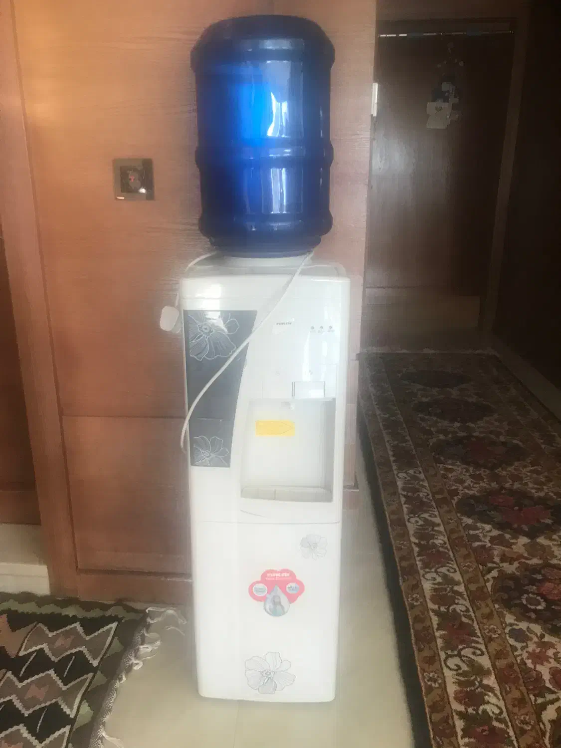 ابسردکن ایستاده مارک نیکای|آبسردکن و تصفیه آب|شهرکرد, |دیوار