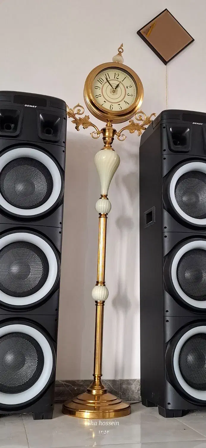 ساعت ایستاده فلزی مدرن|ساعت دیواری و تزئینی|آزادشهر, |دیوار