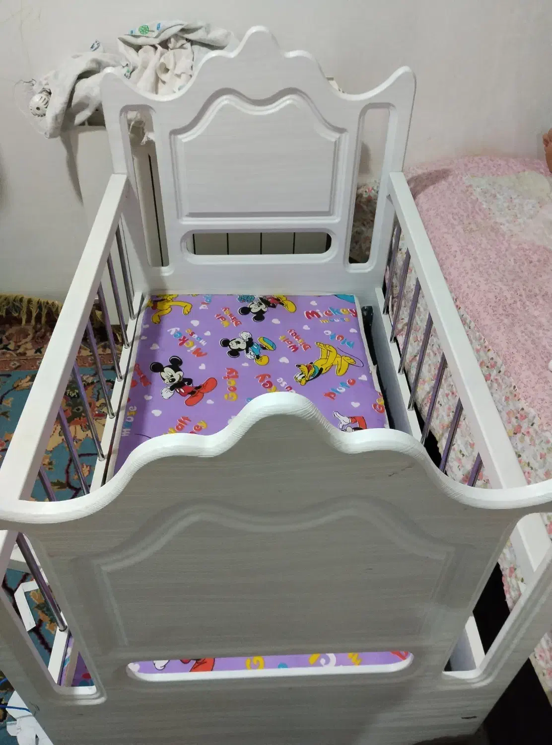 لوازم کودک|تخت و صندلی بچه|اشتهارد, |دیوار