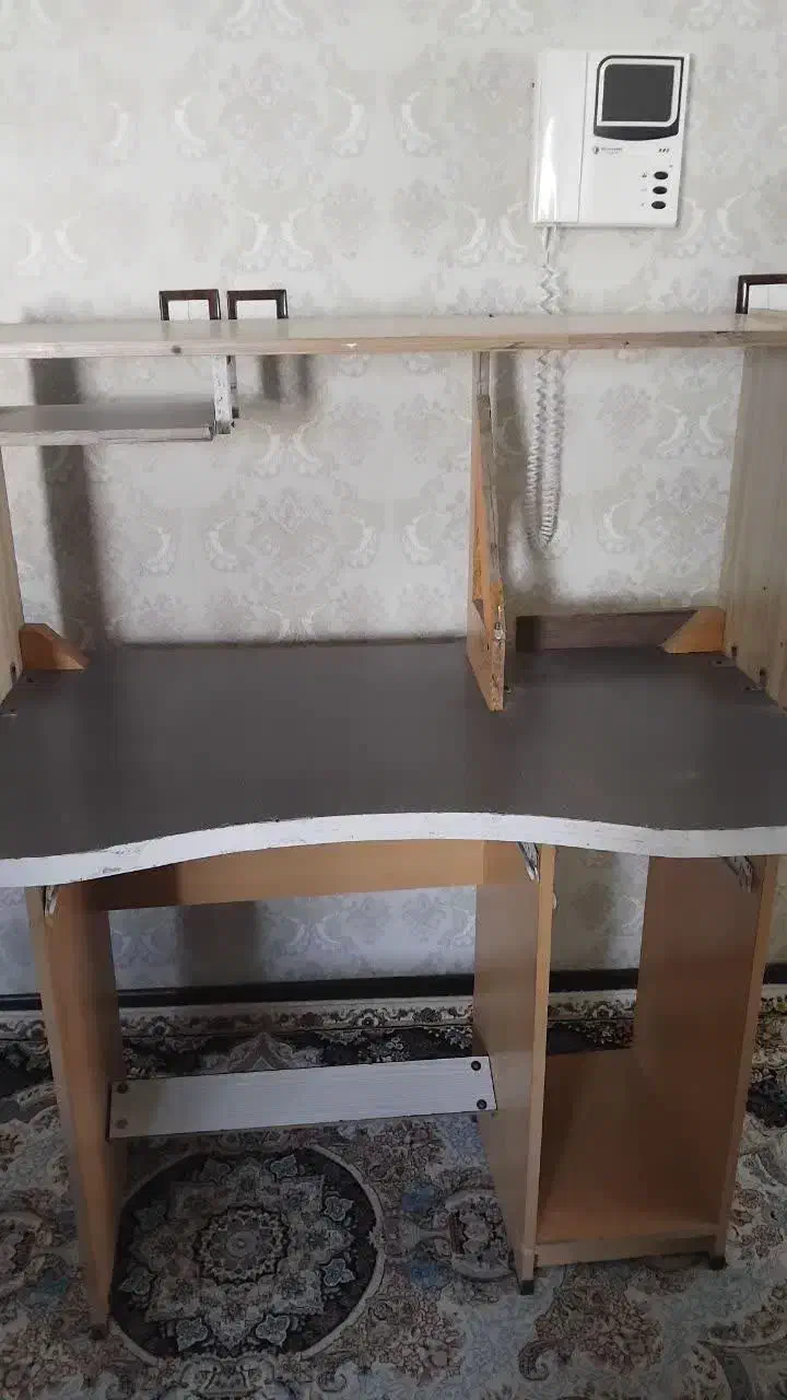 میزتحریروکامپیوتر|میز تحریر و کامپیوتر|اصفهان, کوی شهید کشوری|دیوار