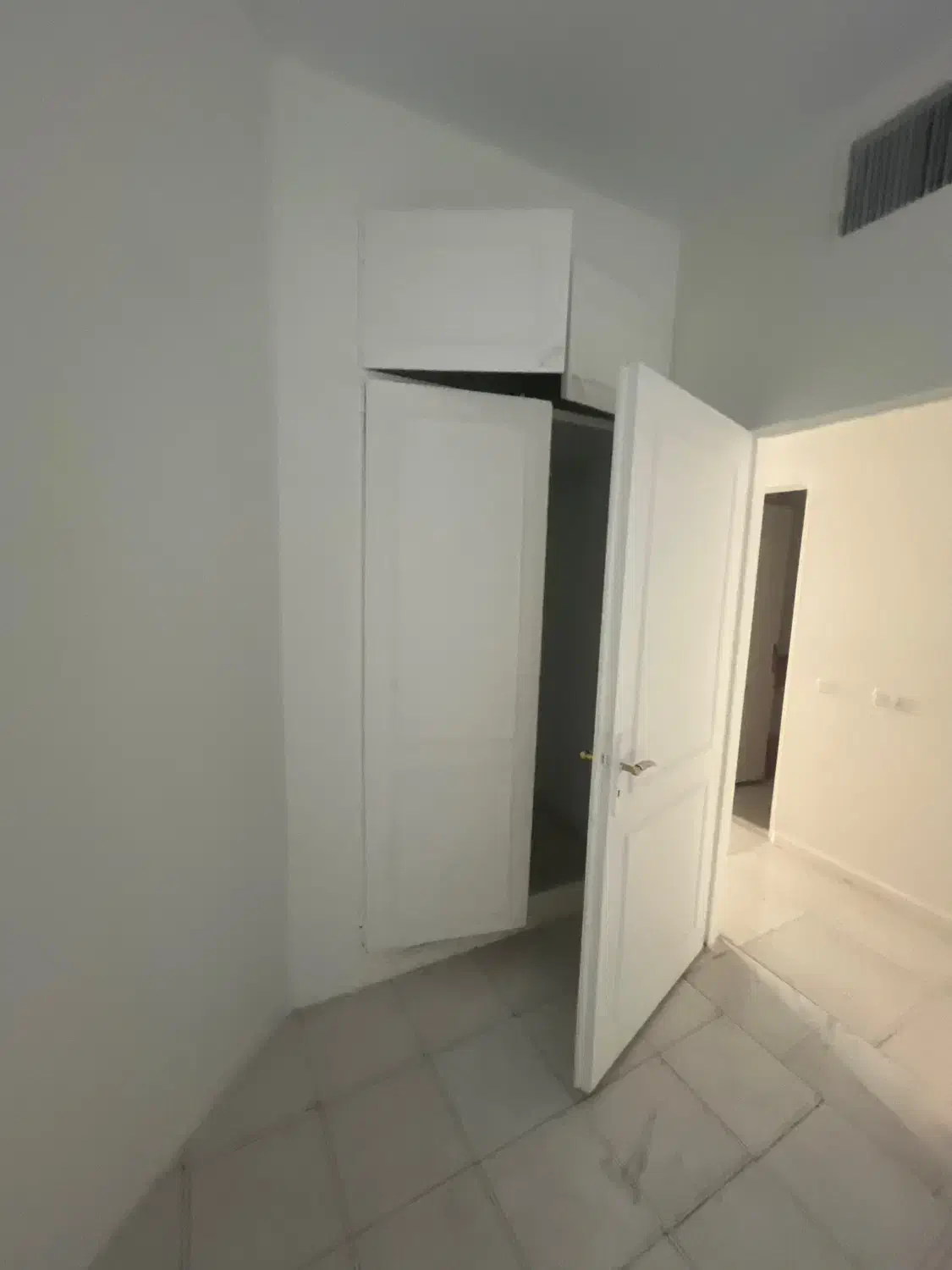 ۱۰۵متر دو خوابه حیاط اختصاصی و شبیه ب خونه ی کودکی