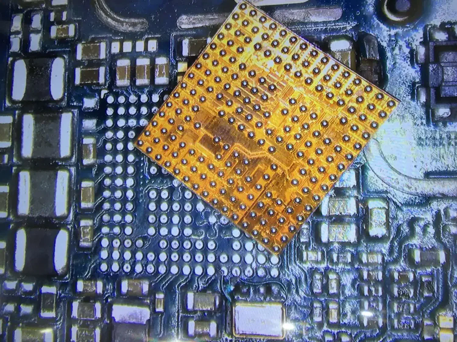 فروش و تعمیرات فوری و تخصصی موبایل|خدمات رایانهای و موبایل|یزد, |دیوار