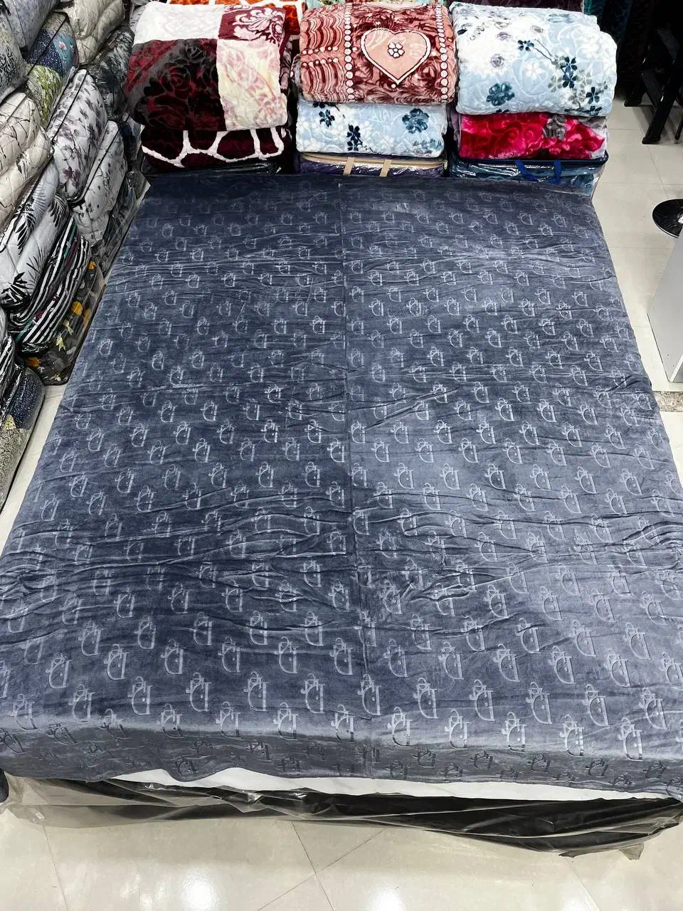 پتو لیزری دو نفره دیوور|رختخواب، بالش، پتو|مشهد, عیدگاه|دیوار