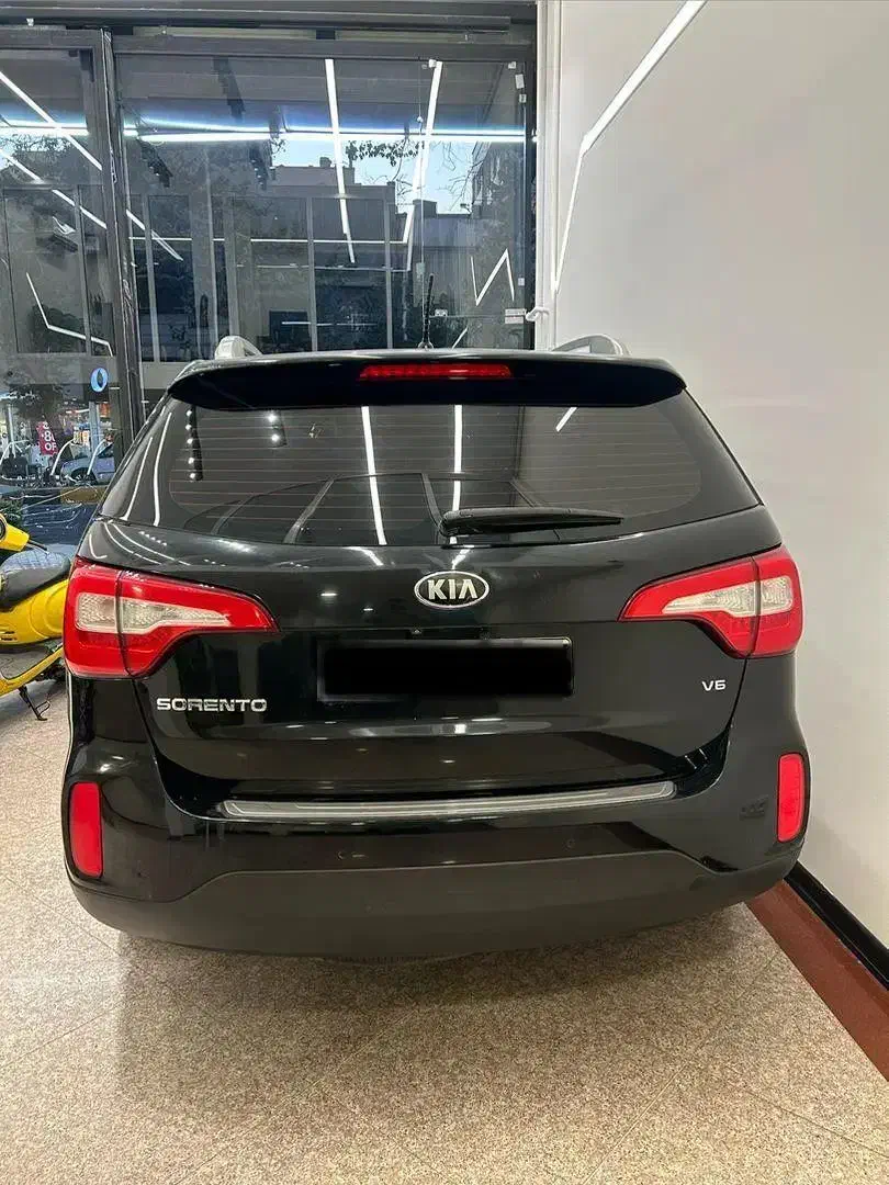 سورنتو۲۰۱۳|خودرو سواری و وانت|تهران, سهروردی|دیوار