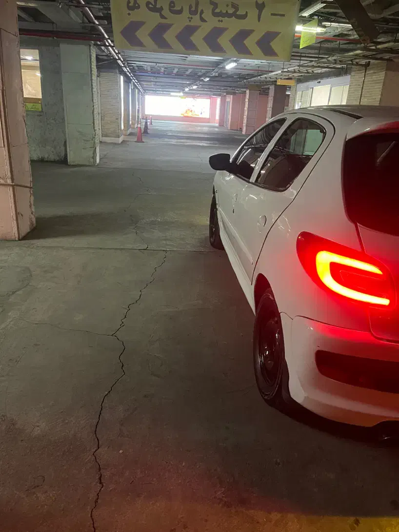 ۲۰۶ لوازمی مدل۹۴ تمیز|خودرو سواری و وانت|کاشان, امیرکبیر|دیوار