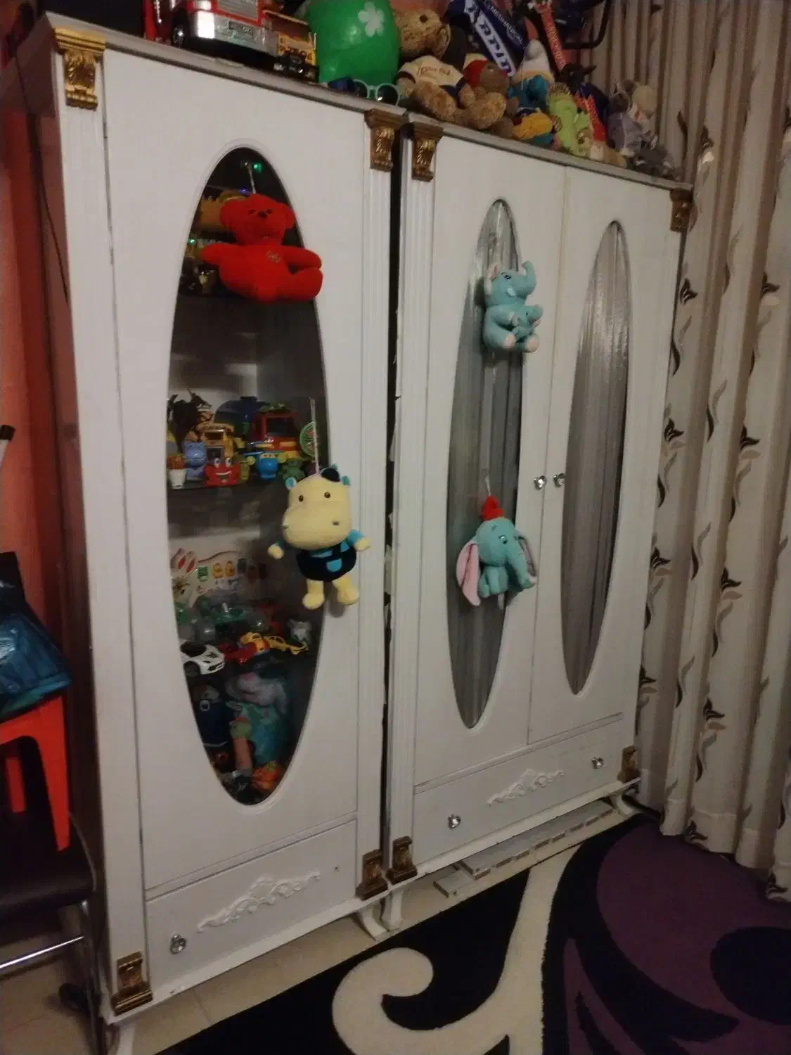 یه عدد میز نهارخوری،سرویس خواب کودک، فرش3/4|فرش|شاندیز, |دیوار