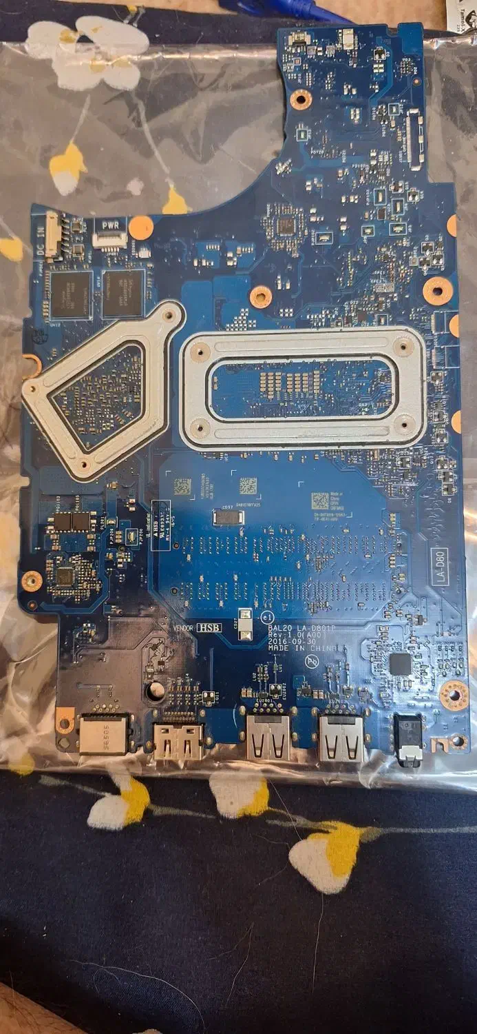 مادربرد لپ تاپ دل COREI7و باطری لپ تاپ دل|قطعات و لوازم جانبی رایانه|کرج, آق تپه|دیوار