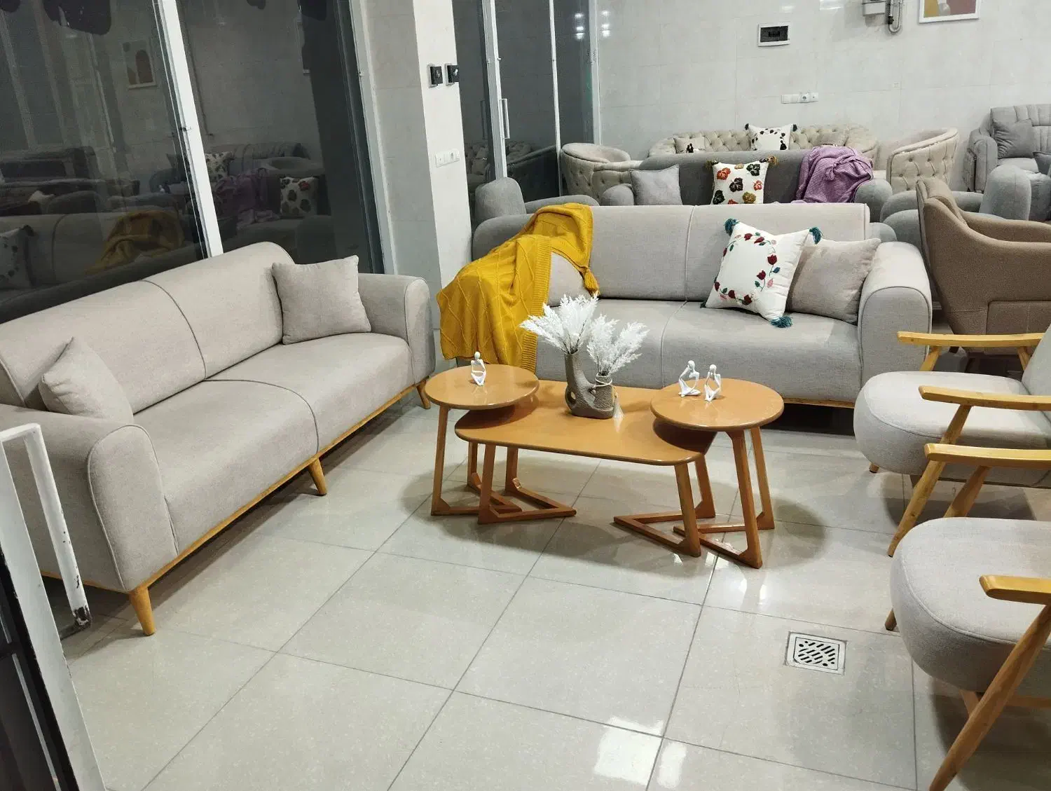 مدل مینیمال|مبلمان خانگی و میز عسلی|مریوان, |دیوار