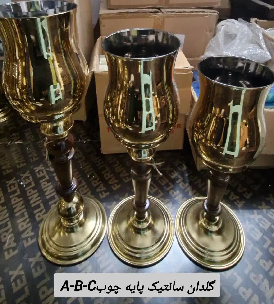 گلدان آنتیک دکور|گل مصنوعی|شیراز, قدوسی شرقی|دیوار