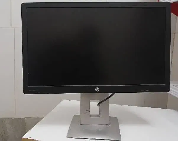 مانیتور اچ پی|قطعات و لوازم جانبی رایانه|قم, چهل اختران|دیوار