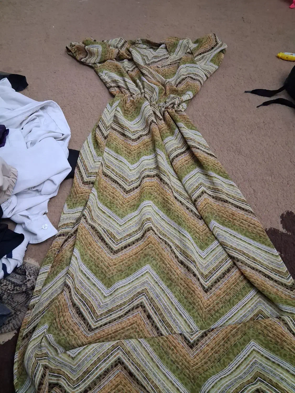 ۴۰  عدد لباس دخترانه ۲ تومن|حراج|فولادشهر, مسکن مهر فولادشهر|دیوار