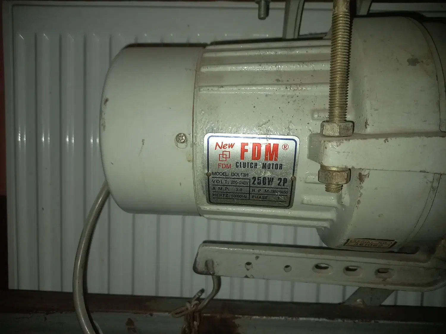 چرخ خیاطی صنعتی|چرخ خیاطی و ریسندگی|شاندیز, |دیوار