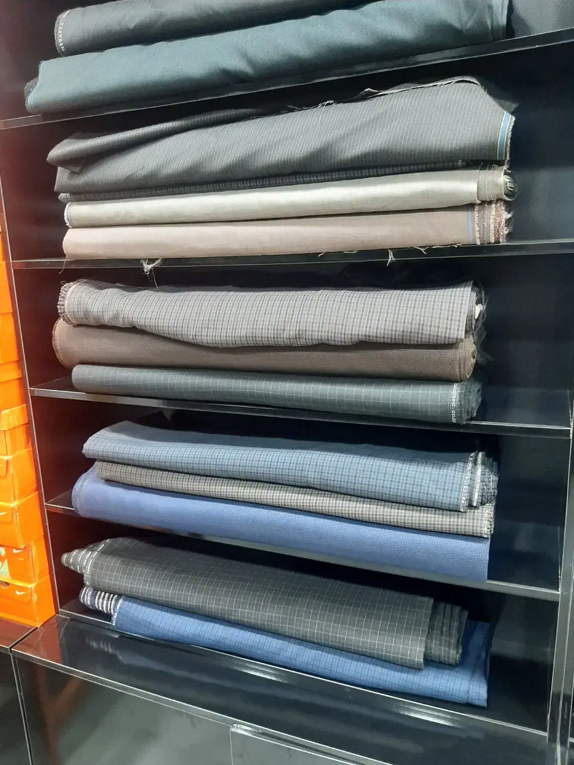 پارچه متری|لباس|کلاله, |دیوار