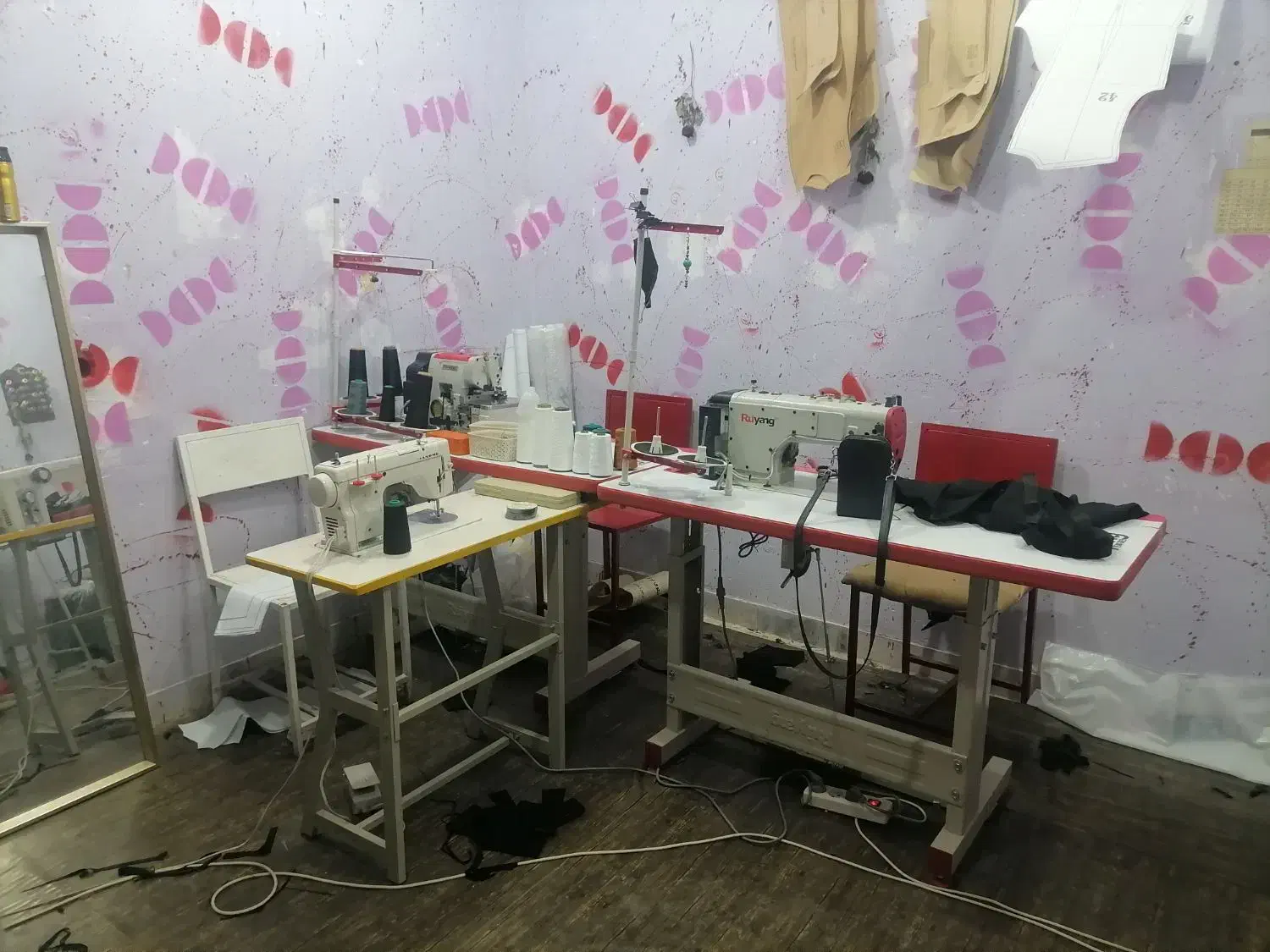 فروش تمامی وسایل خیاطی|لوازم خیاطی و بافتنی|جیرفت, |دیوار