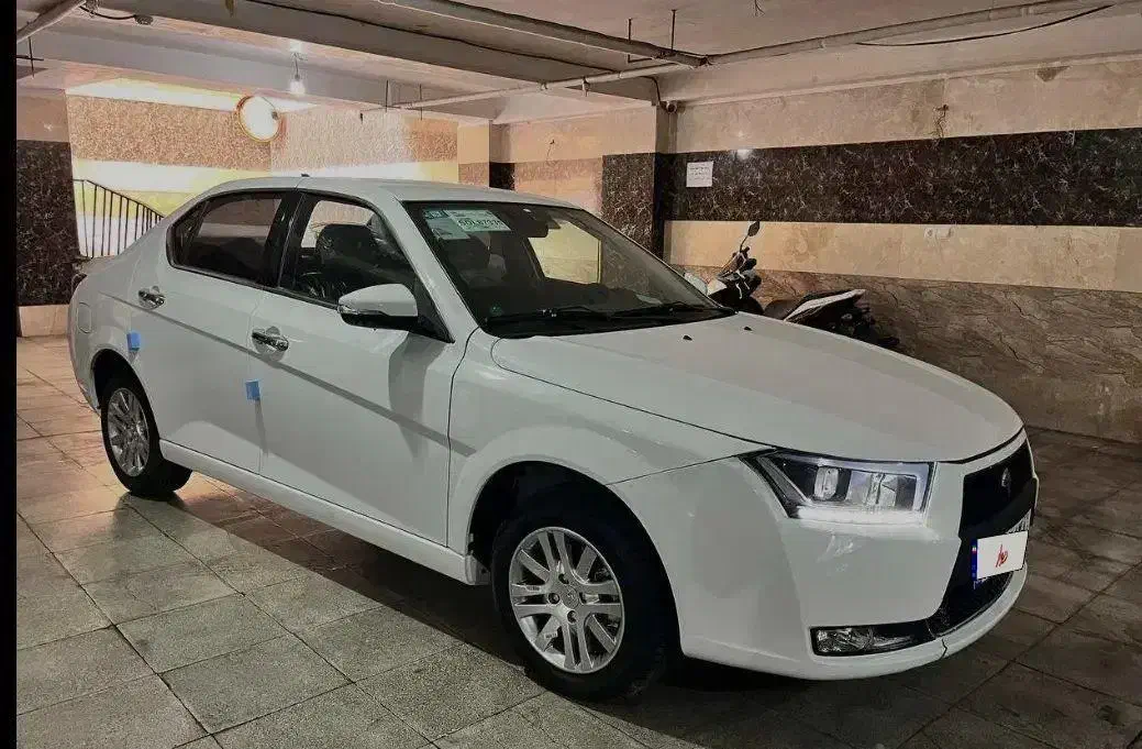 دنا پلاس 6 دنده|خودرو سواری و وانت|یزد, |دیوار