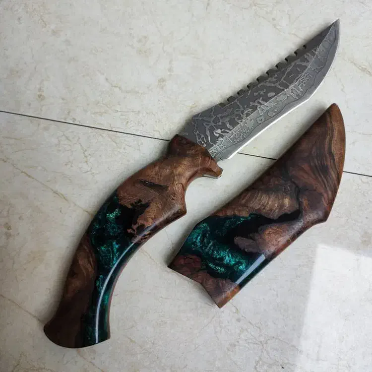 چاقو کلکسیونی فولاد آبدیده|کلکسیون اشیاء عتیقه|لار, |دیوار