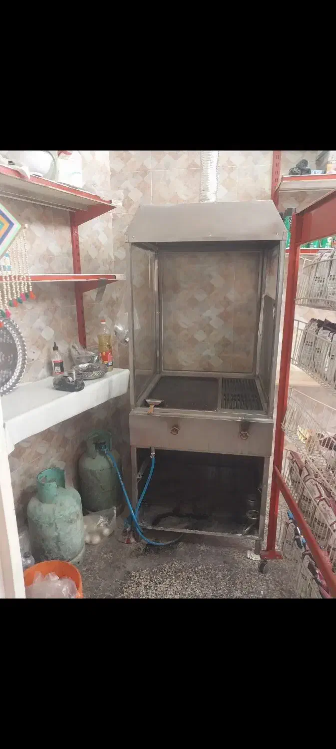 فرگاز ساندویچی همراه با یک عدد کپسول گاز|فروشگاه و مغازه|مبارکه, |دیوار