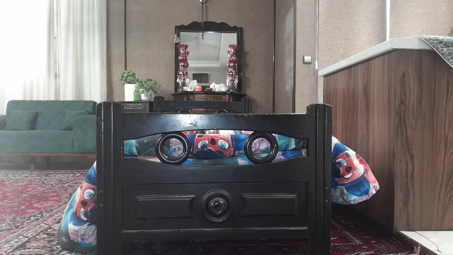 تخت نوجوان|تخت و سرویس خواب|مشهد, فتح المبین|دیوار