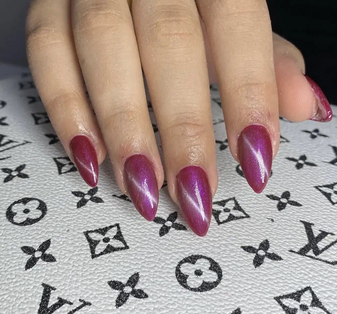 خدمات کاشت ناخن با بهترین متریال کاشت ناخن فقط ۲۵۰|خدمات آرایشگری و زیبایی|شاهینشهر, عطار|دیوار