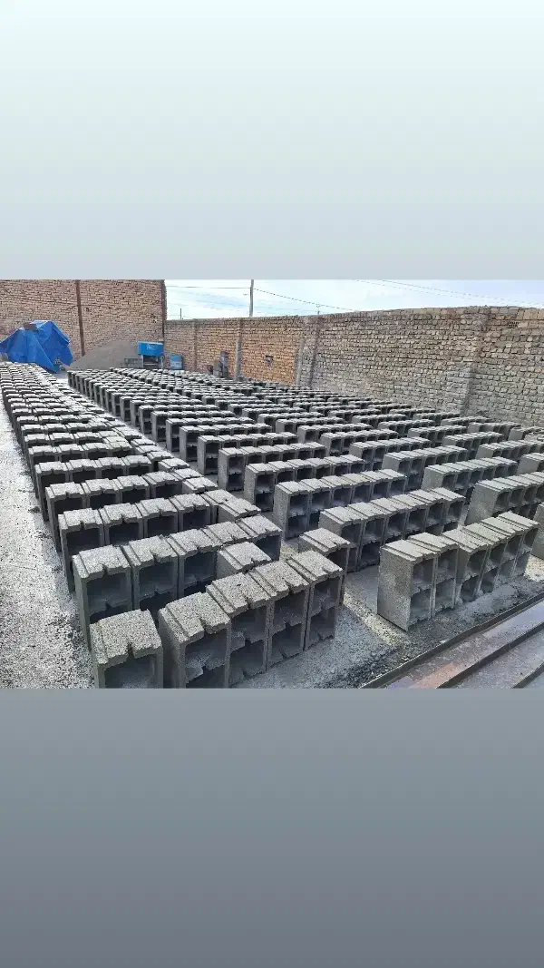 استخدام کارگر  ساده بلوک زن|استخدام معماری، عمران و ساختمانی|کوهدشت, |دیوار