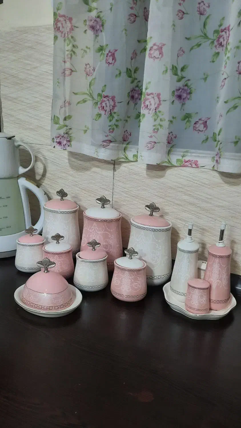 پاسماوری سفید و صورتی|ظروف نگهدارنده، پلاستیکی، یکبارمصرف|مشهد, الهیه|دیوار