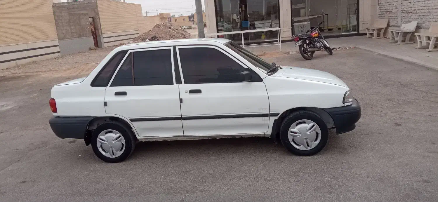 پراید مدل ۸۱ دوگانه دستی خیلی سالم|خودرو سواری و وانت|ابرکوه, |دیوار