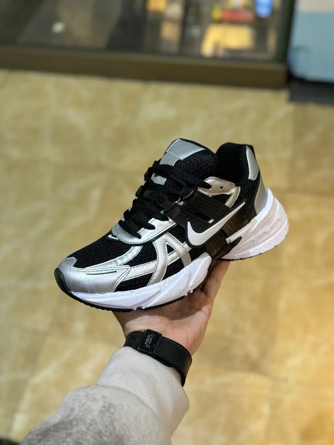 کتونی v2k نایک|کیف، کفش، کمربند|تهران, دهقان|دیوار