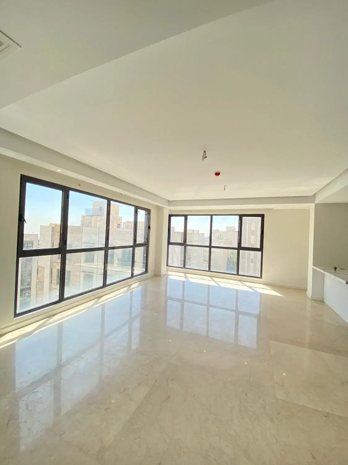 250 متر سند اداری/ 5 پارکینگ|اجارهٔ دفتر کار، اتاق اداری، مطب|تهران, زعفرانیه|دیوار