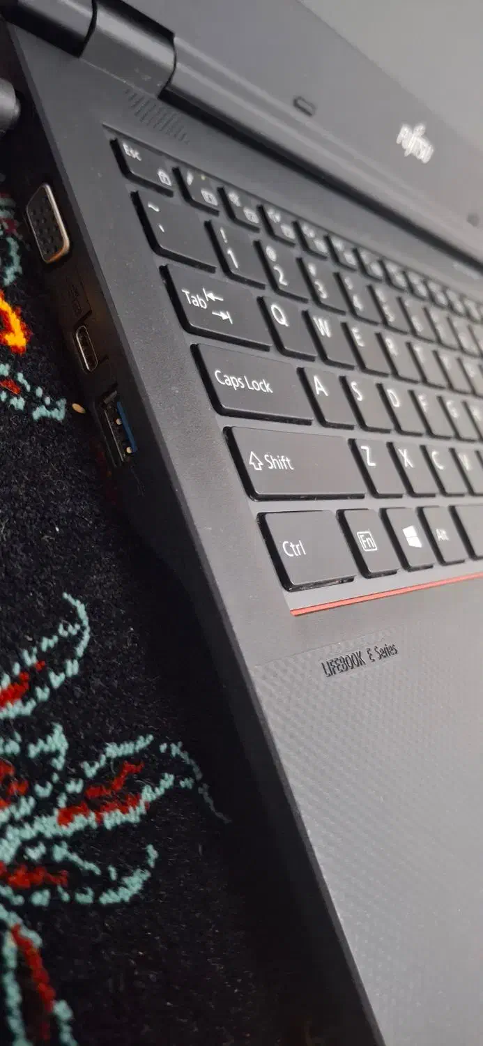 لپ تاپ فوجیتسو Lifebook E549 نسل 8 i3|رایانه همراه|پاکدشت, شهرک امام رضا|دیوار