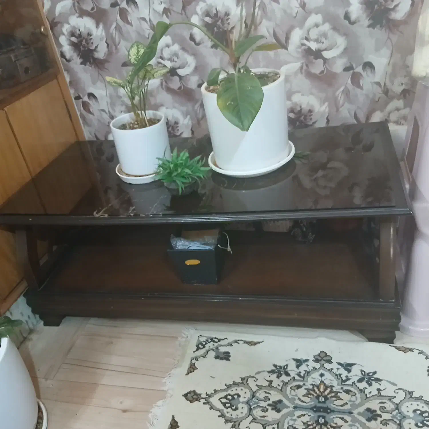 میز دوطبقه بزرگ پذیرایی|مبلمان خانگی و میز عسلی|اصفهان, کلمان|دیوار