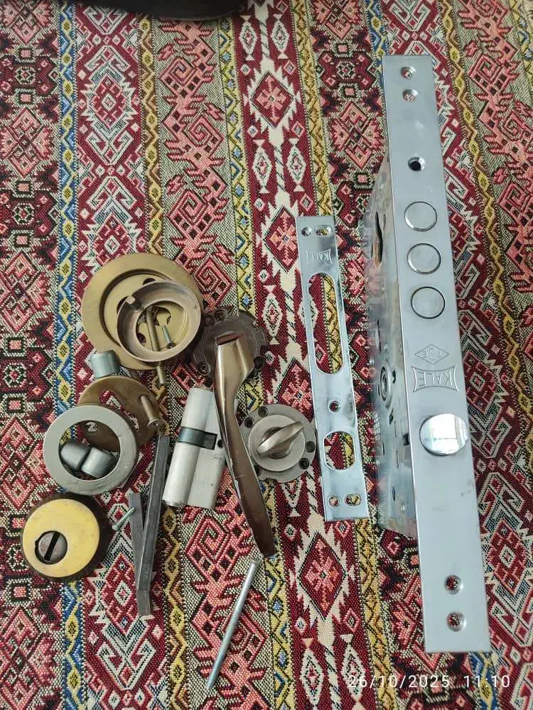 قفل درب ضد سرقت در چوبی آپارتمانی|مصالح و تجهیزات ساختمان|اصفهان, طامه|دیوار