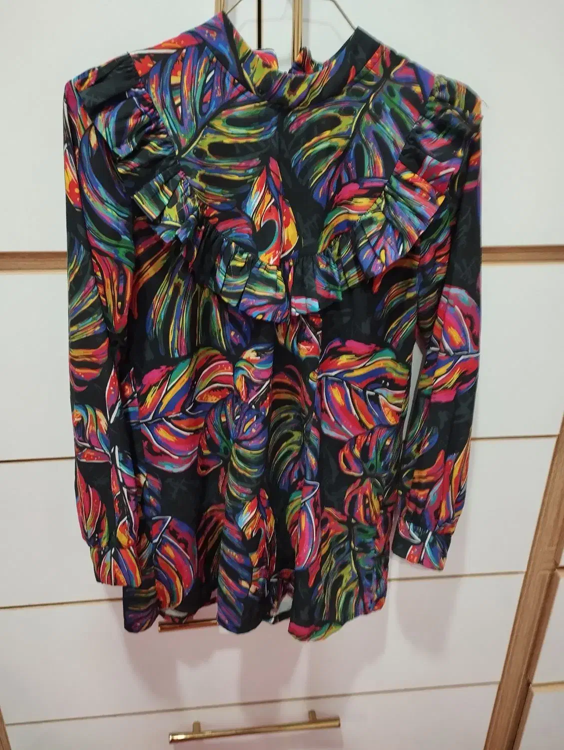 لباس|لباس|قروه, |دیوار