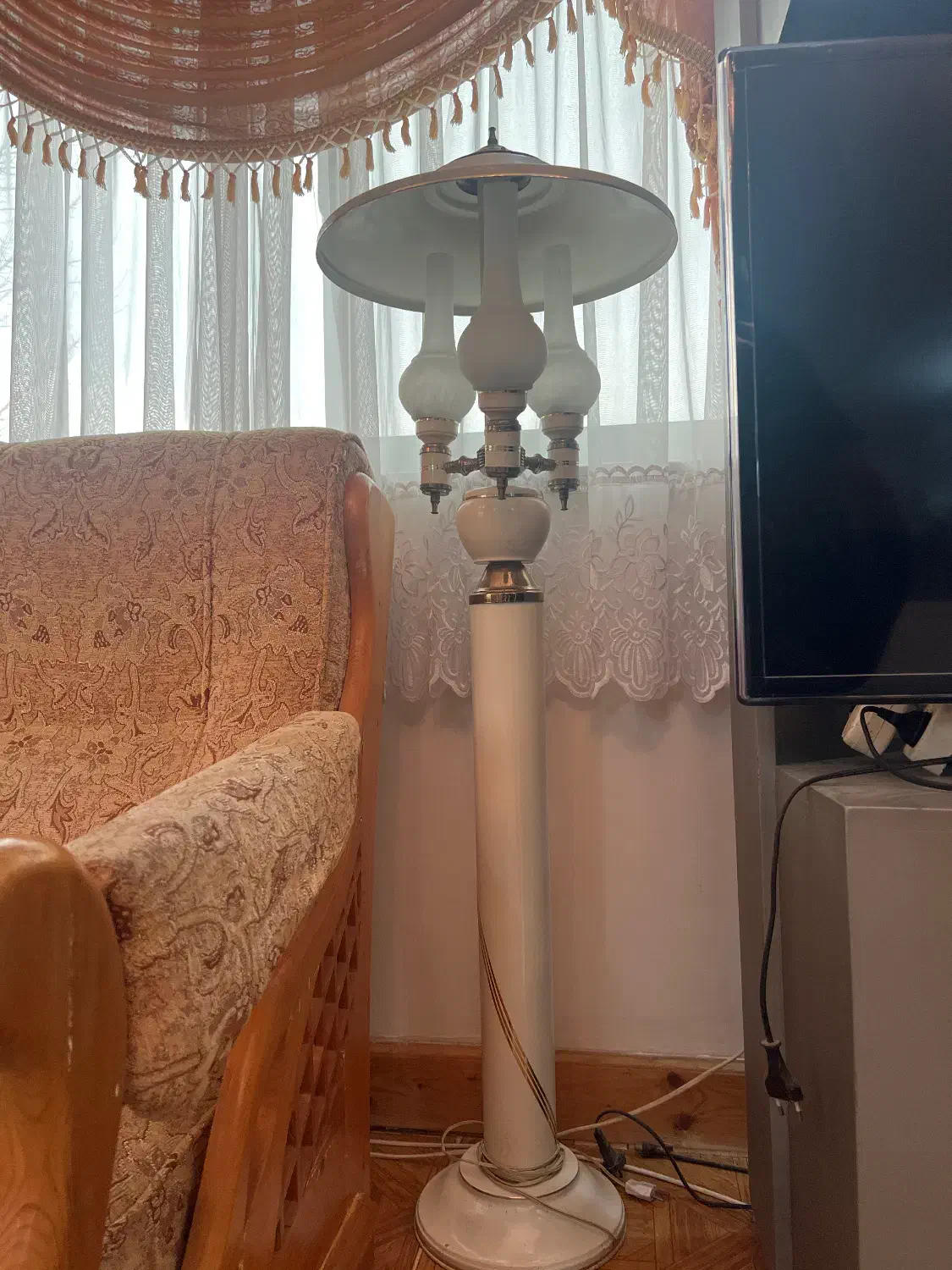 آباژور سفید|چراغ خواب و آباژور|لاهیجان, گلستان|دیوار