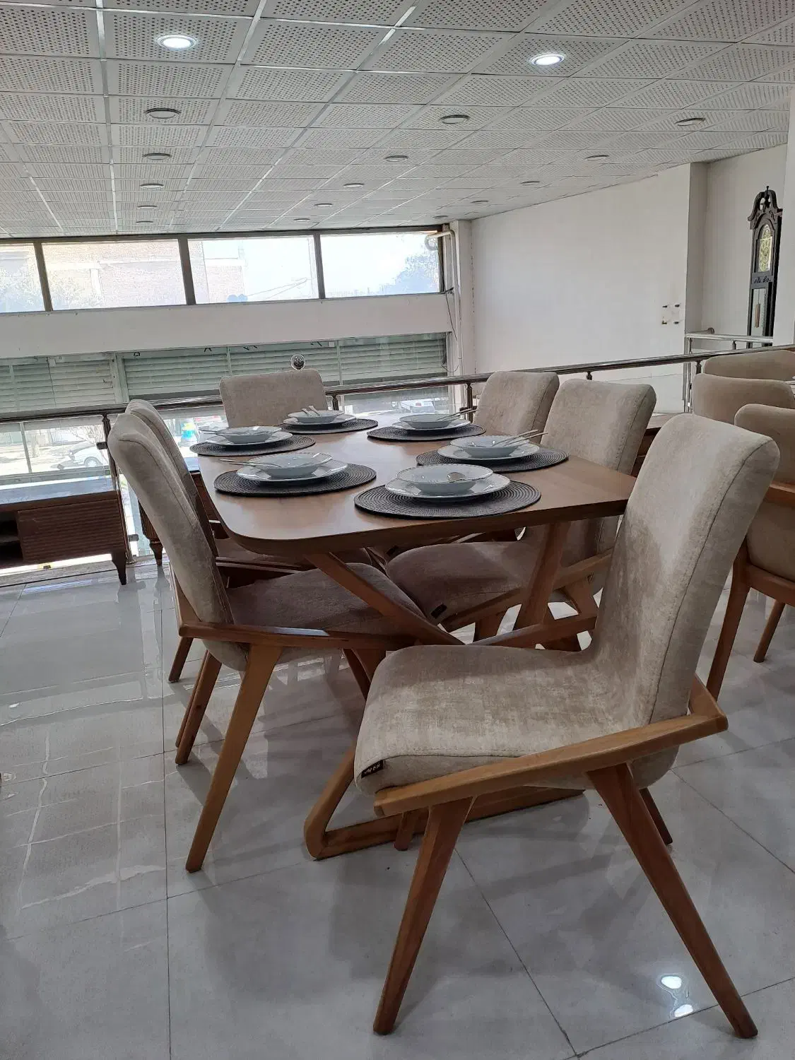 غذاخوری ماهان|میز و صندلی غذاخوری|بوکان, |دیوار